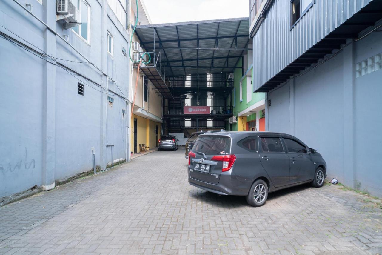 Reddoorz Near Flyover Arjosari Malang Eksteriør billede