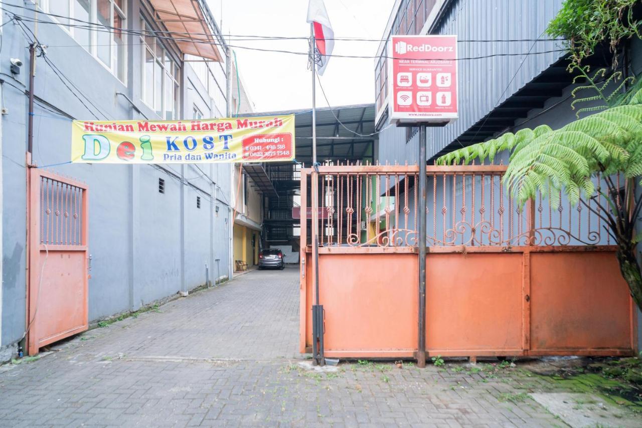 Reddoorz Near Flyover Arjosari Malang Eksteriør billede